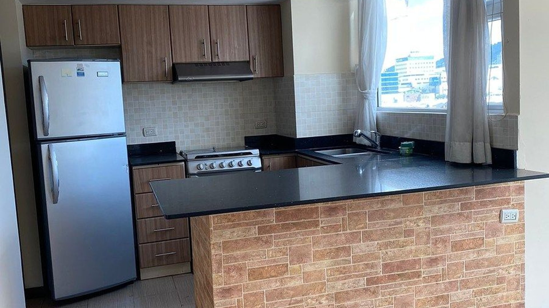 Apartamento en Venta Condado la Villa zona 14 - Miniatura 2