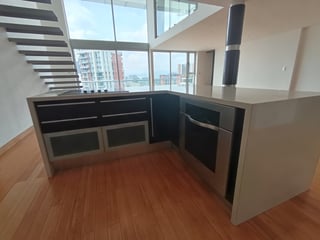 Apartamento en venta en zona 10 - 4