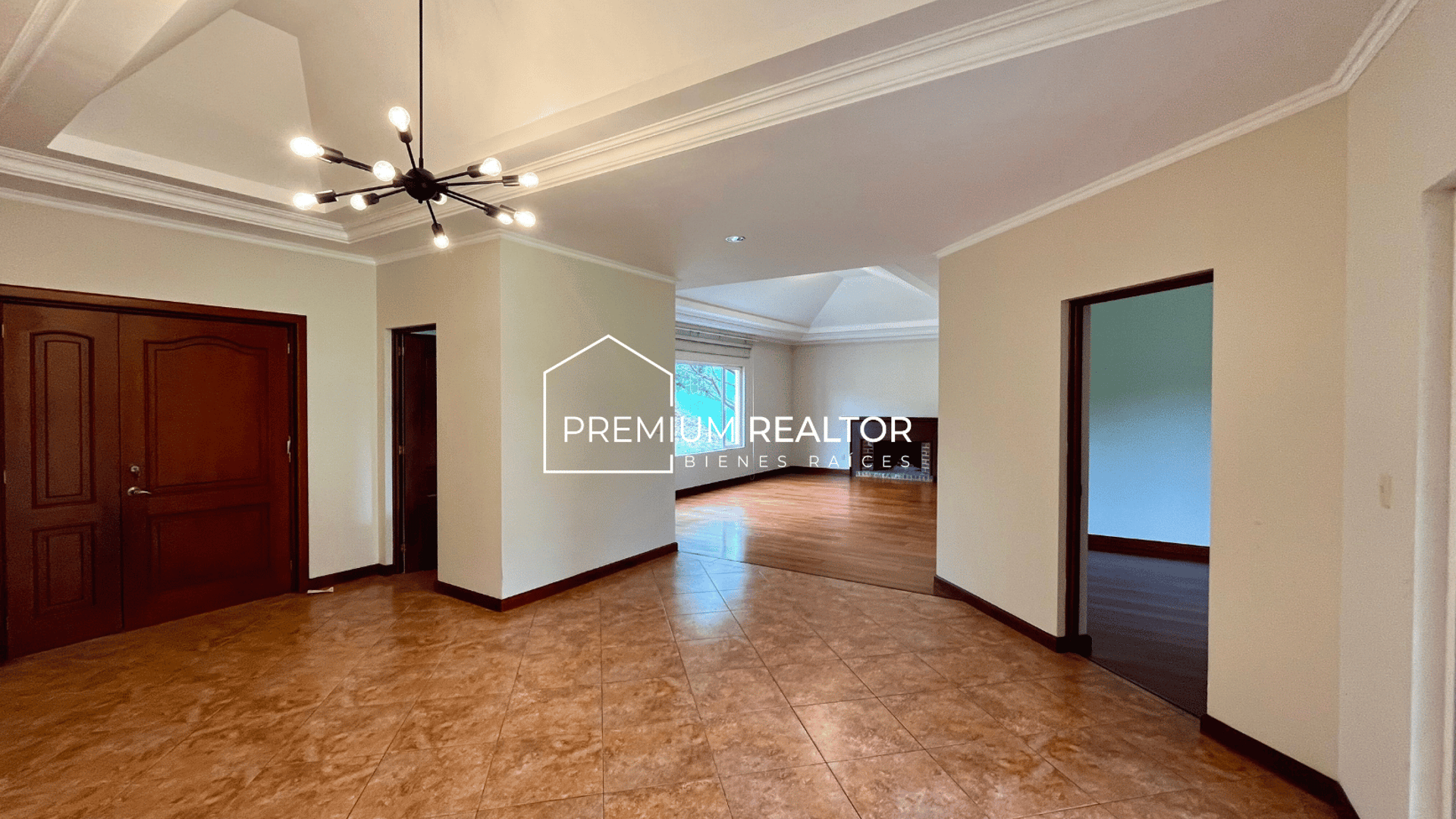 Luxurious 4-Bedroom House with Garden in Casa & Campo, Fraijanes - Rent $2800 - Miniatura 30