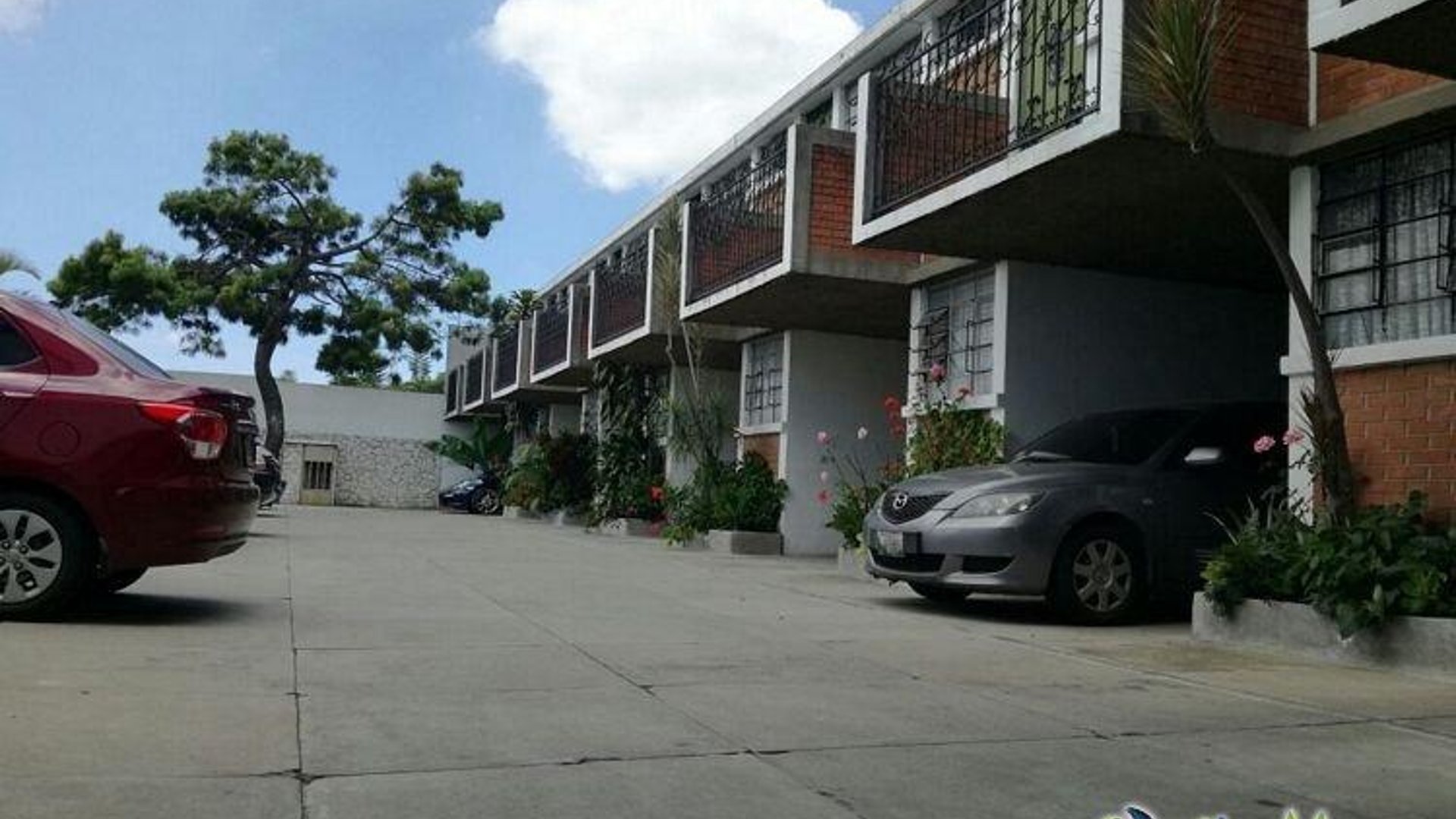 EDIFICIO RESIDENCIAL EN VENTA CALZADA ROOSEVELT MIXCO - Miniatura 6