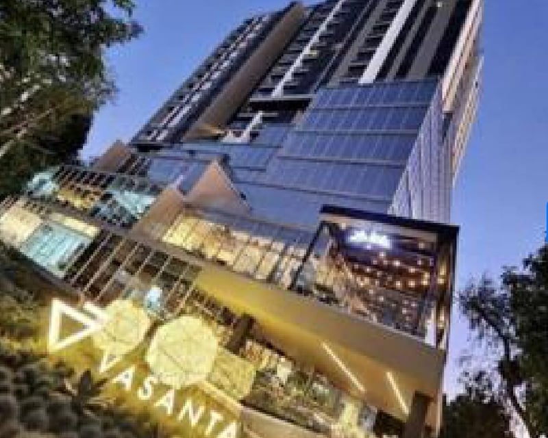 RENTA DE LOCAL COMERCIAL 85 m2 EDIFICIO VASANTA ZONA 10