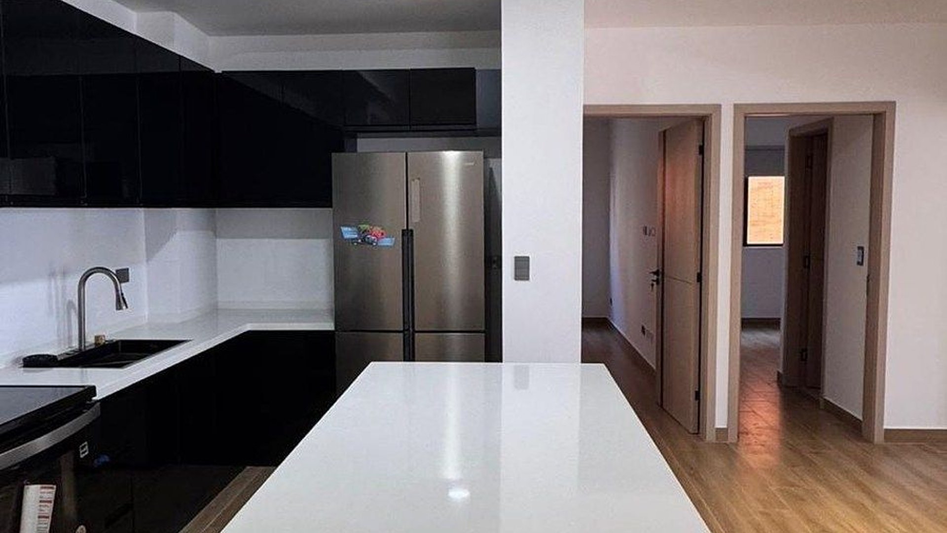 *APARTAMENTO EN ALQUILER – Edificio Sama, zona 15 VH2 - Miniatura 3