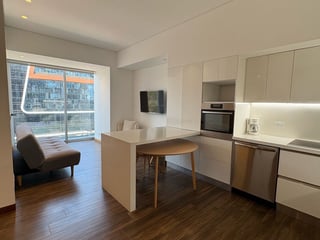 Apartamento amueblado de 2 habitaciones en alquiler, Avia zona 10 - Image 2