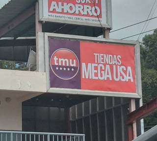 Local Comercial en Renta en Plaza Surti Ahorro. Zona 18