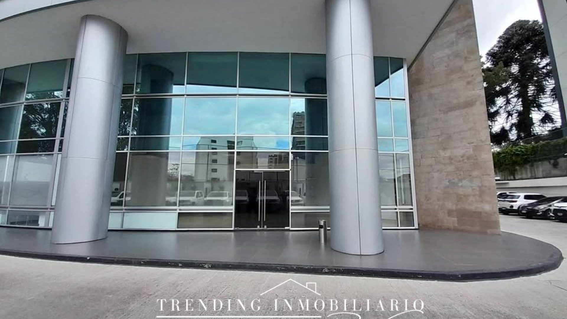 Local en venta Edificio Avante Zona 15, 84.64 m² - Miniatura 8