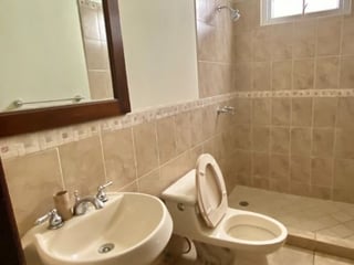 CASAS EN VENTA EN KM 18 CAMINO A FRAIJANES - 4