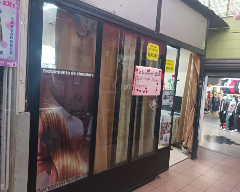 Local comercial en venta en Metamercado Mixco San Juan