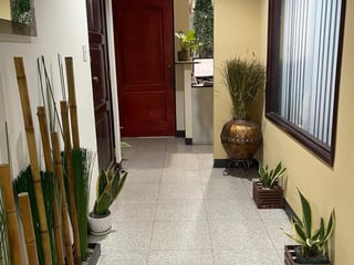 Clinica Medica en Renta en Edificio Medico Zona 15 - 5