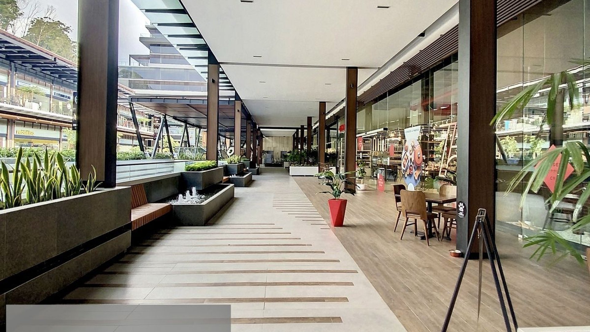 SPAZIO/ Oficina en Venta zona 16 - Miniatura 5