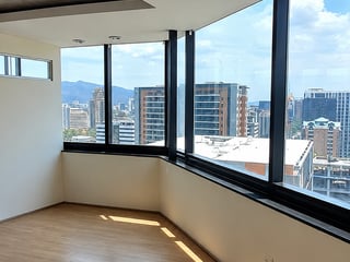 OFICINA EN ALQUILER 892 METROS CUADRADOS | MURANO CENTER | ZONA 10 DE GUATEMALA - 5