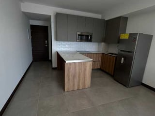 Venta de apartamento tipo estudio en Edificio Elemento zona 13 - 4
