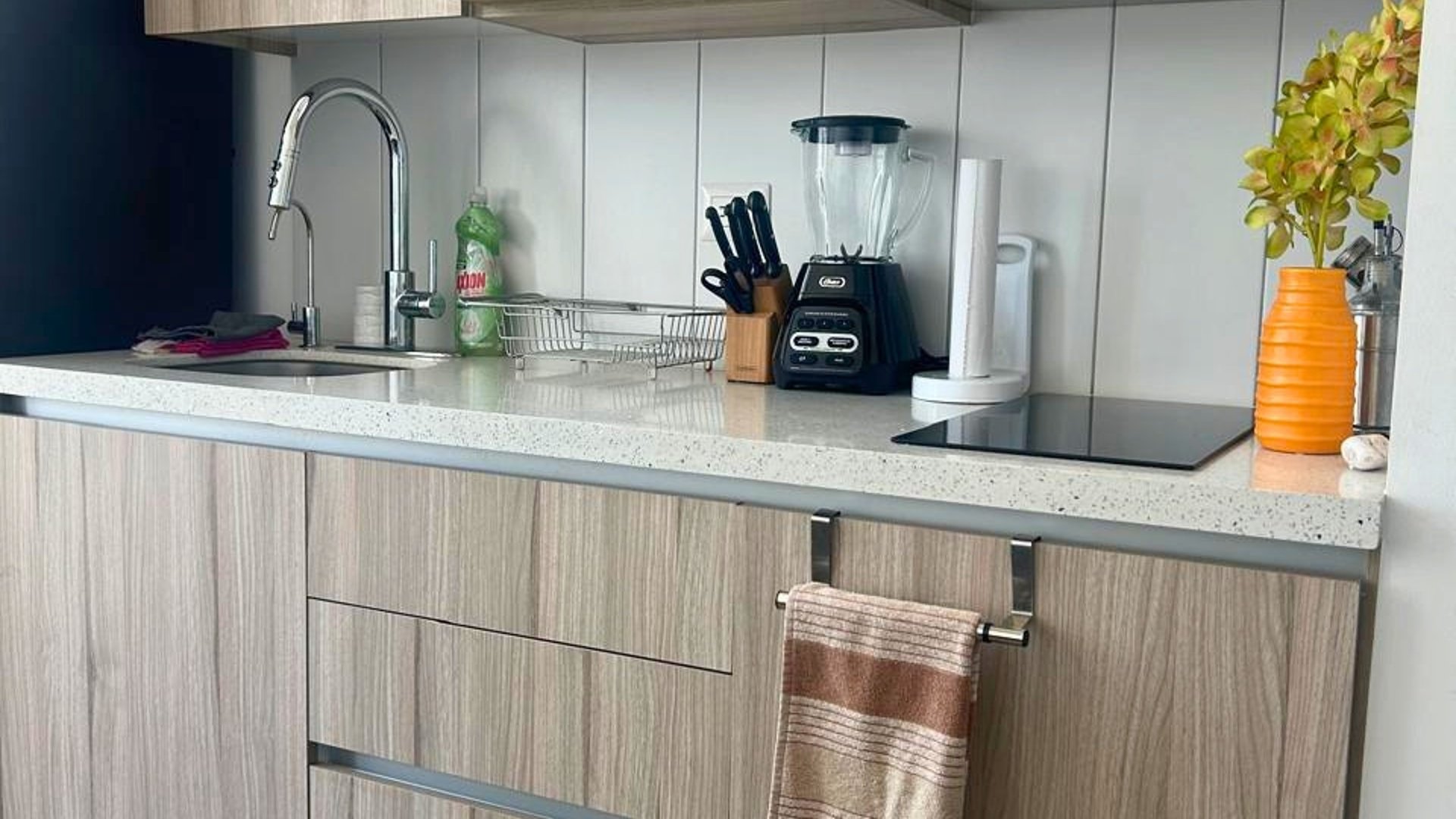 APARTAMENTO ESTUDIO EN VENTA EQUIPADO 1 HABITACIÓN, NARAMA ZONA 13 - Miniatura 3