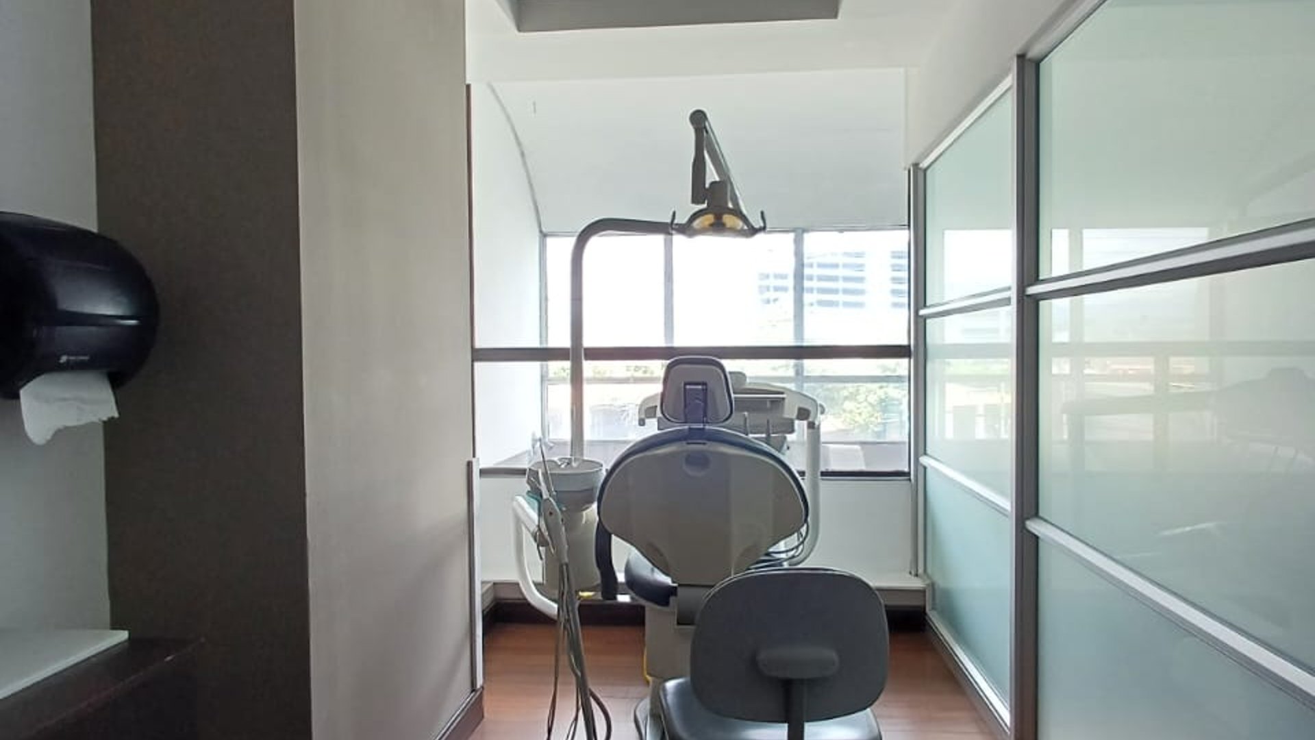 Oficina o clinica en venta, El Patio zona 4. - Miniatura 6