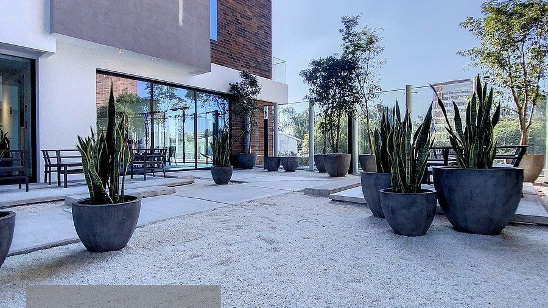 Apartamento en Venta o Alquiler – Edificio Echo, Zona 14 - Miniatura 18