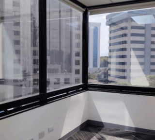 Alquiler de Oficina Comercial en Zona 10