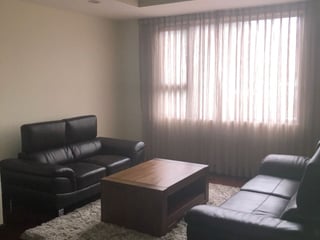 Apartamento de 2 habitaciones amueblado, zona 10 - 2