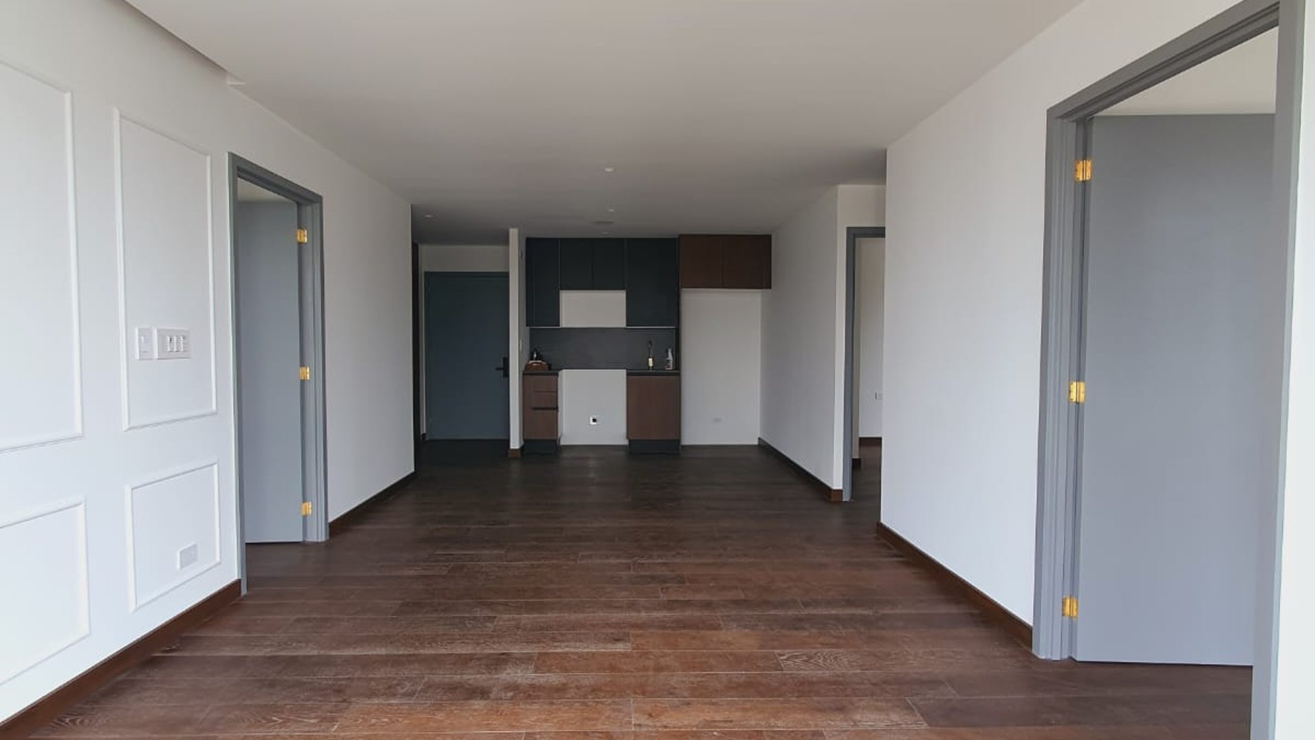 Apartamento en Venta, Zona 10 (V10077) - Image 1