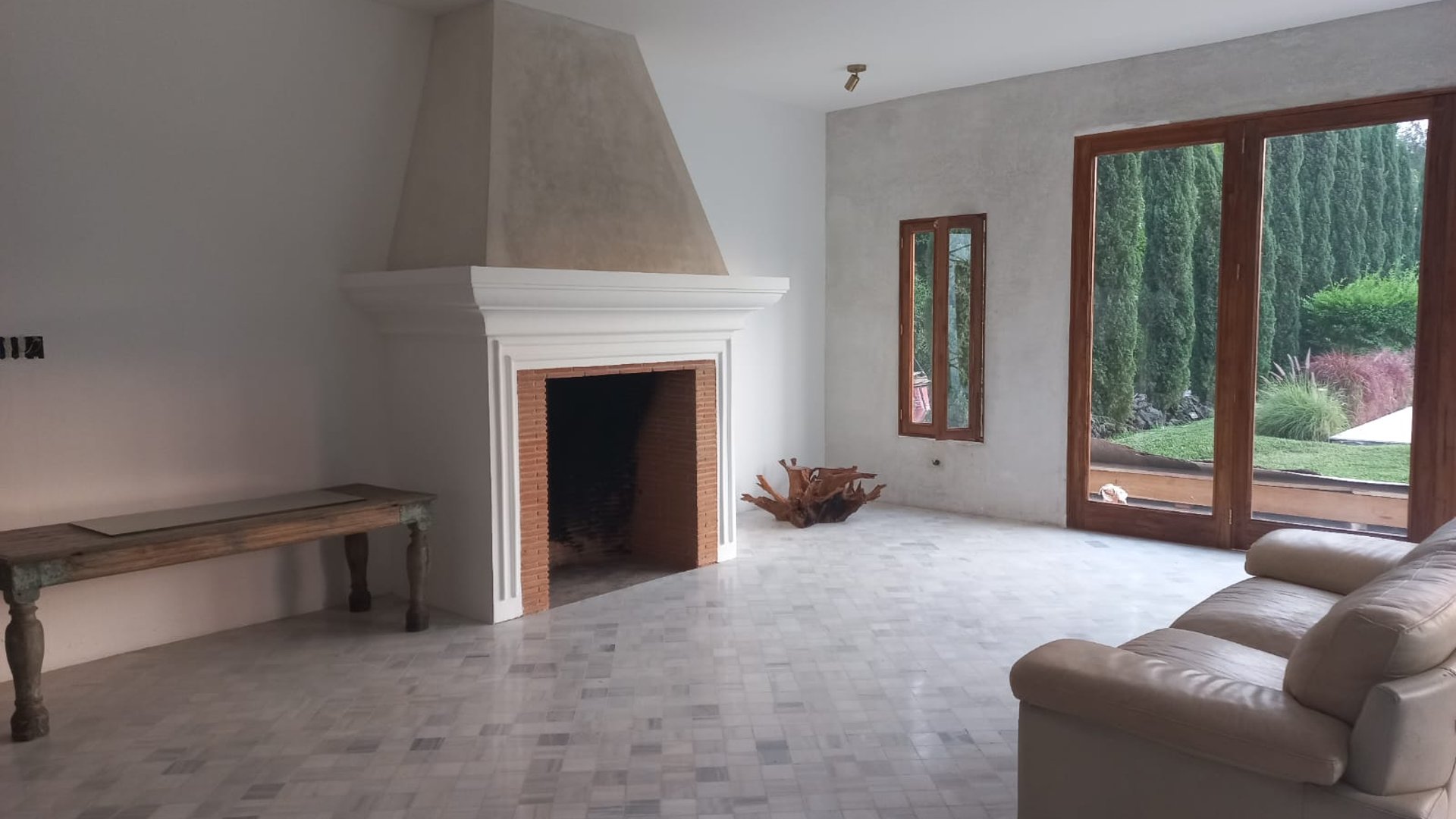 ESPECTACULAR CASA EN VENTA EN EL PANORAMA, ANTIGUA GUATEMALA  - Miniatura 2