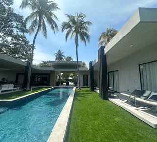 Venta de hermosa casa completamente remodelada Likin 