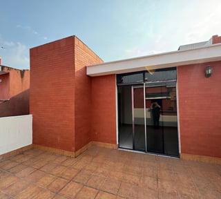 ¡Espectacular Casa en Zona 16, Guatemala! 3 Hab.