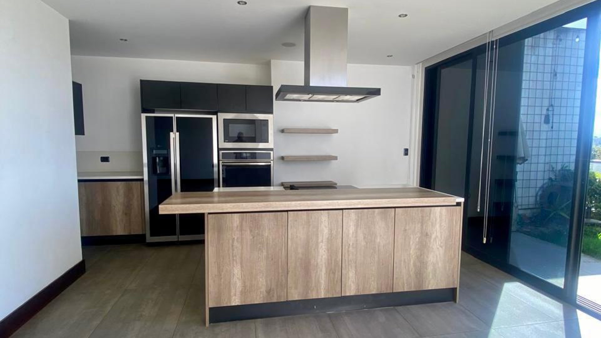 Apartamento tipo loft en venta - 2 habitaciones en Zona 16 Ref-5859