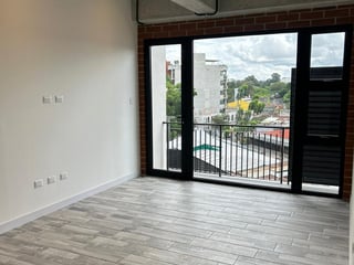 Alquilo Lindo Apartamento para Estrenar en Edificio Silk Cuatro - 2