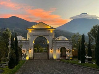 TERRENO EN VENTA EN ANTIGUA GUATEMALA - 4