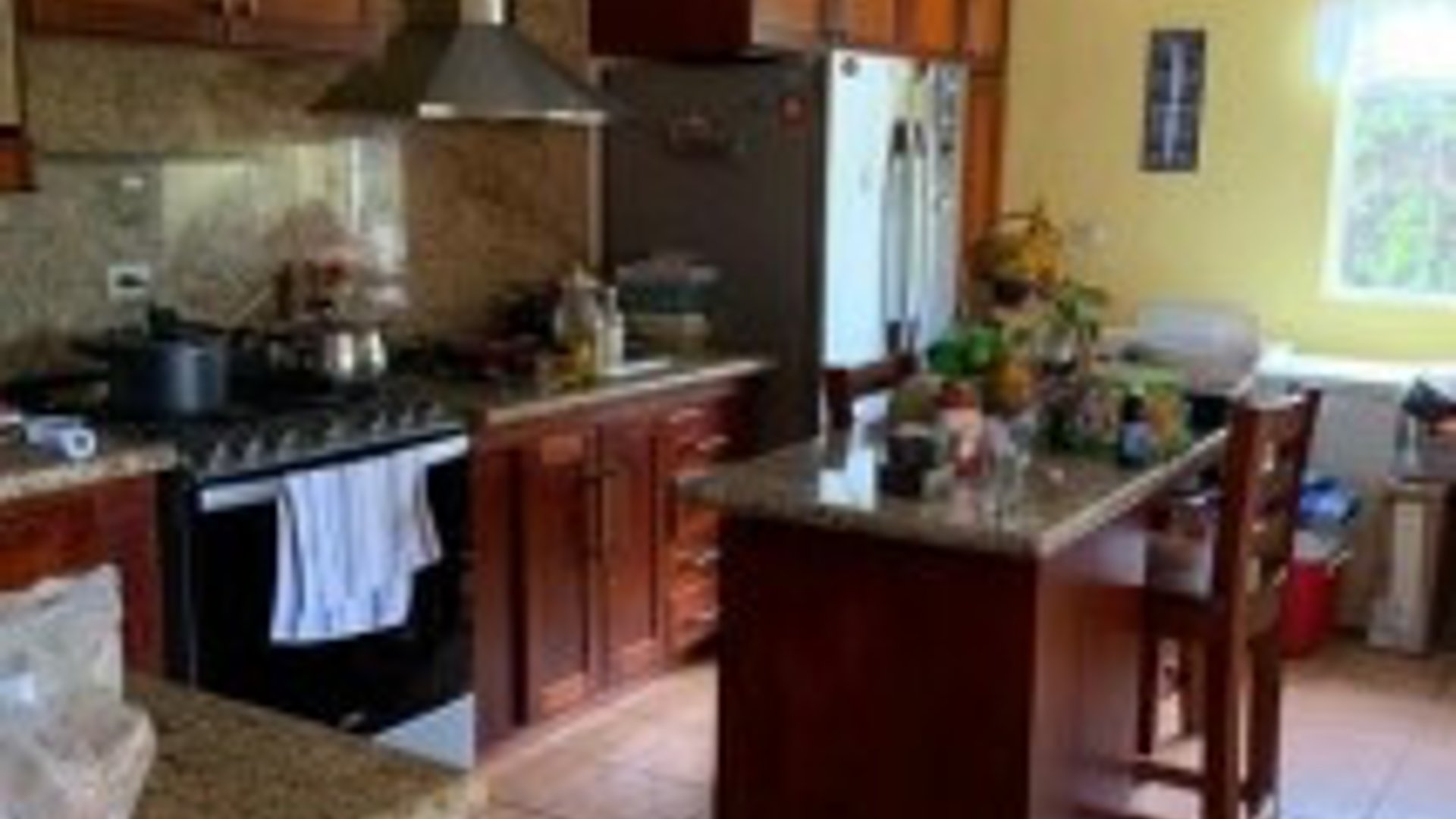 CASA EN VENTA EN CARRETERA A EL SALVADOR, FRAIJANES