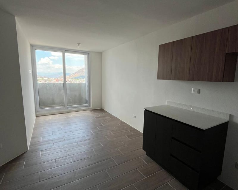 APARTAMENTO EN EDIFICIO CUMBRES DEL PEDREGAL ZONA 6