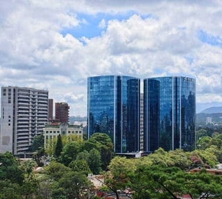 🏢 Oficina Corporativa en Interaméricas World Trade Center – Zona 10