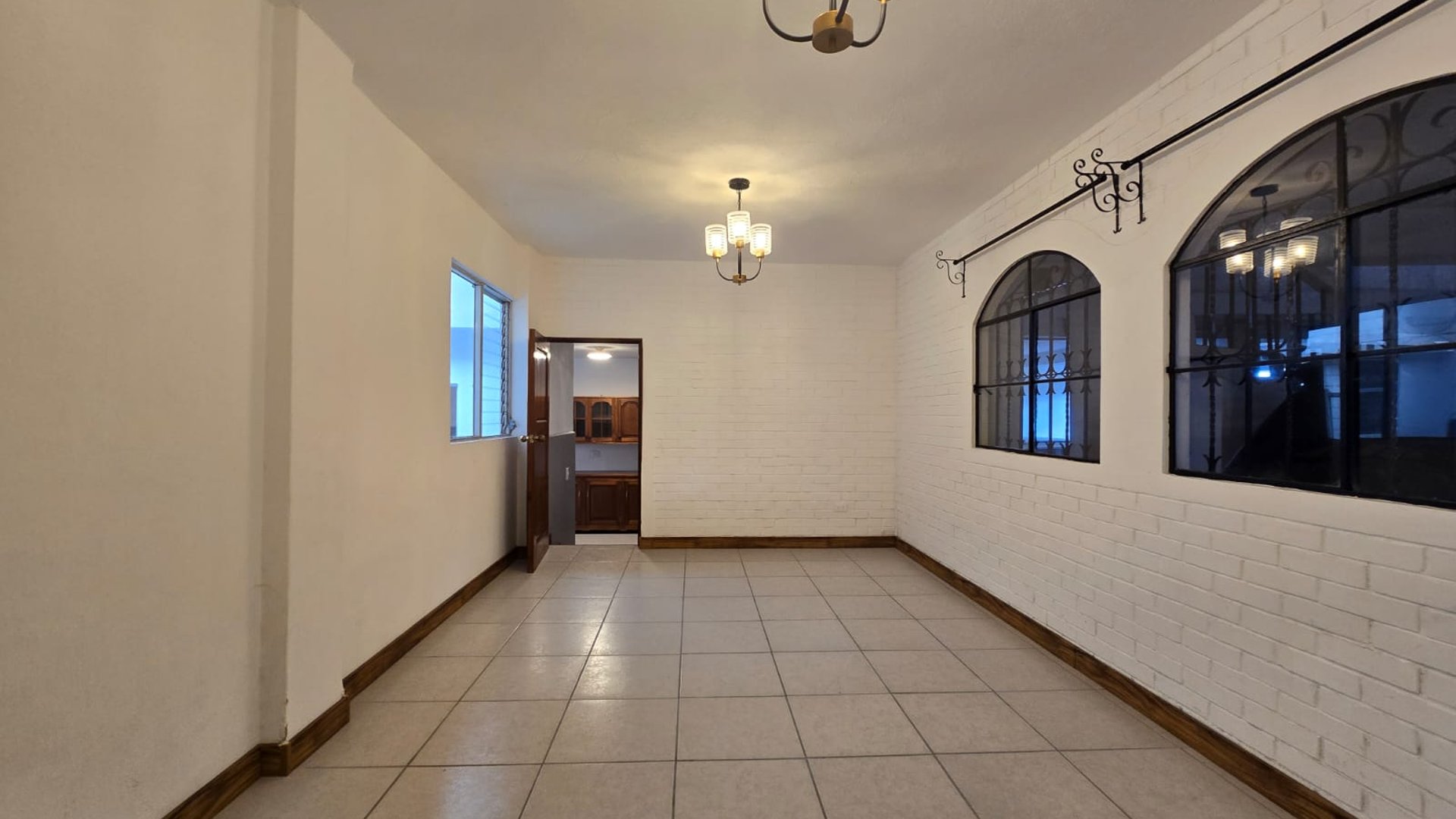 RENTA Apartamento Zona 15 VH3 Sobre Boulevard  - Miniatura 4