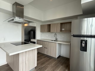 Apartamento en venta zona 13 en Narama con vista única al aeropuerto - 2