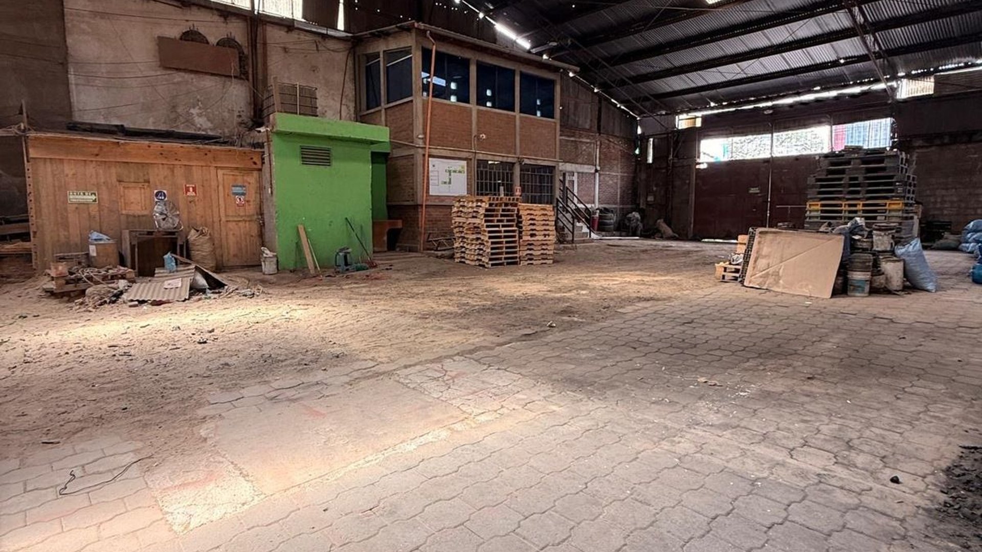 BODEGA EN VENTA – ZONA 1, CIUDAD DE GUATEMALA - Miniatura 7