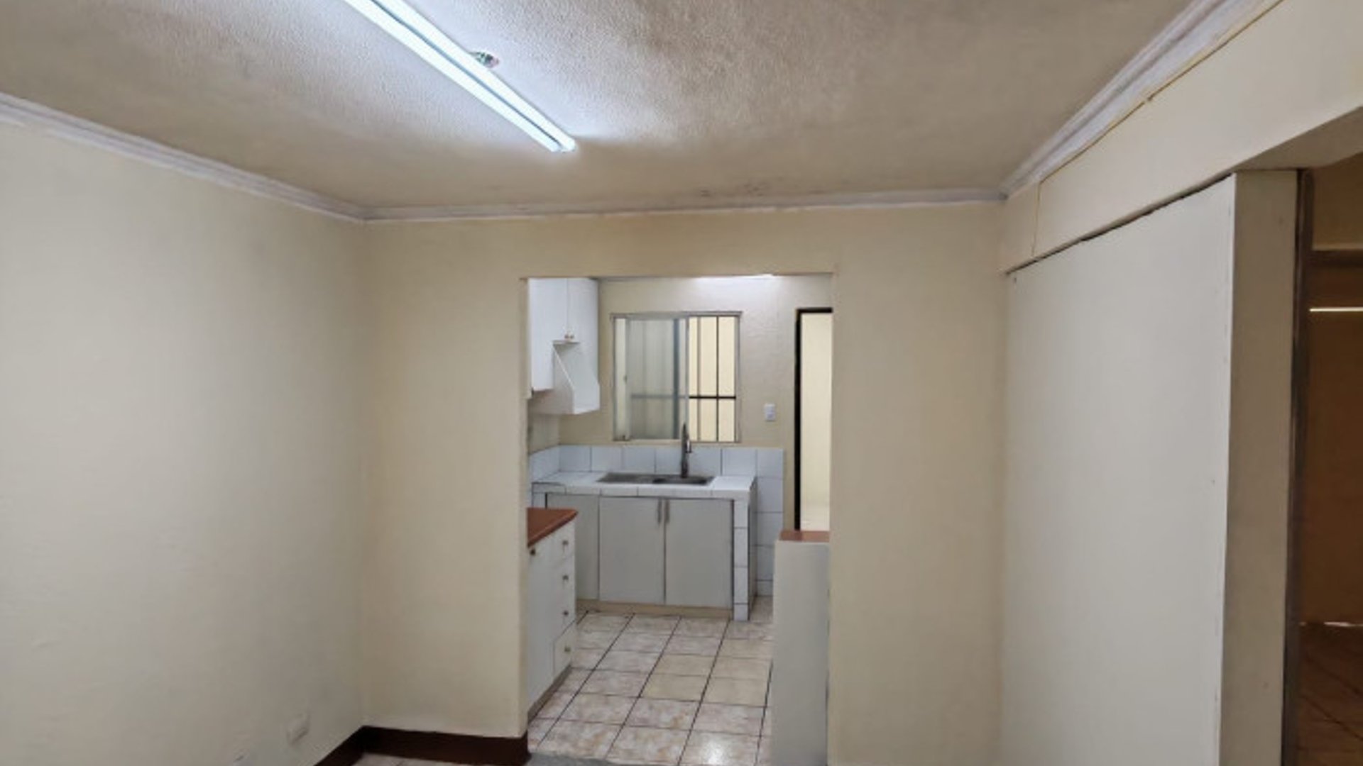 Rento casa en Prados del Tabacal 1 Villa Nueva - Miniatura 15