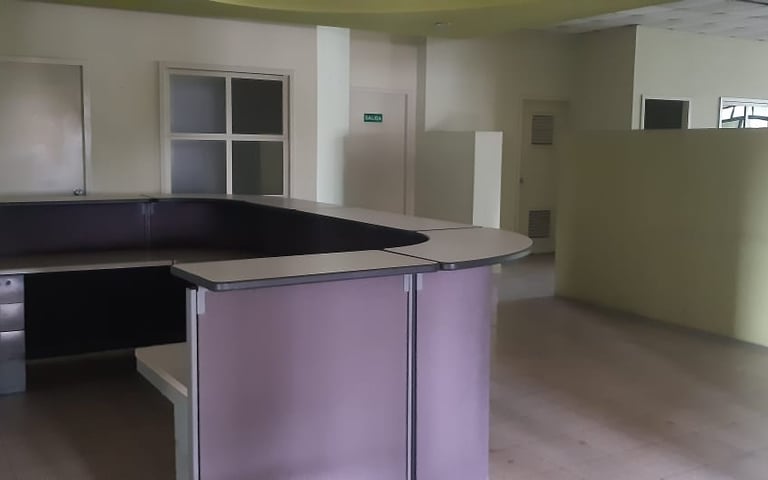 Oficina en Venta Edificio Century Plaza, Zona 13  - Miniatura 7