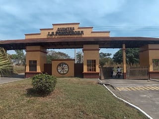 House for Sale in Escuintla, Guatemala | 2 Bed, Garden, Pool - Q.300K - Image 1