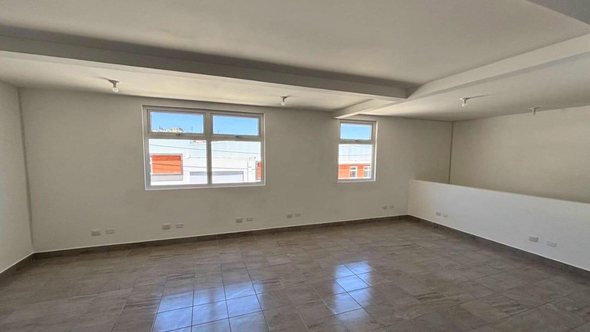 Bodega en renta El Naranjo - Zona 4 de Mixco Ref-5946 - Miniatura 5