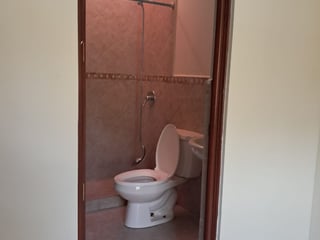 Casa en Venta Recidencial Entre Encinos Mixco - 2