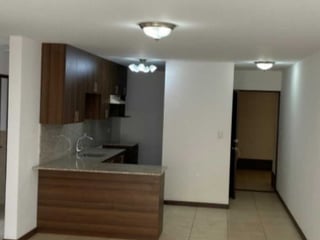 Venta de Apto. 3 habitaciones en Santa María de las Charcas zona 11 - 3