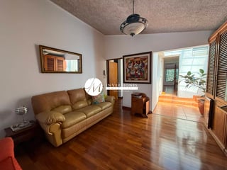 Casa en Venta de 4 dormitorios en zona 2 - 5