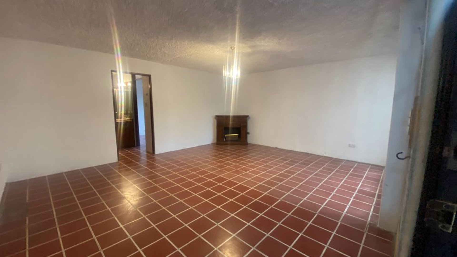 Apartamento en Renta en Granai II Zona 11 - Miniatura 2