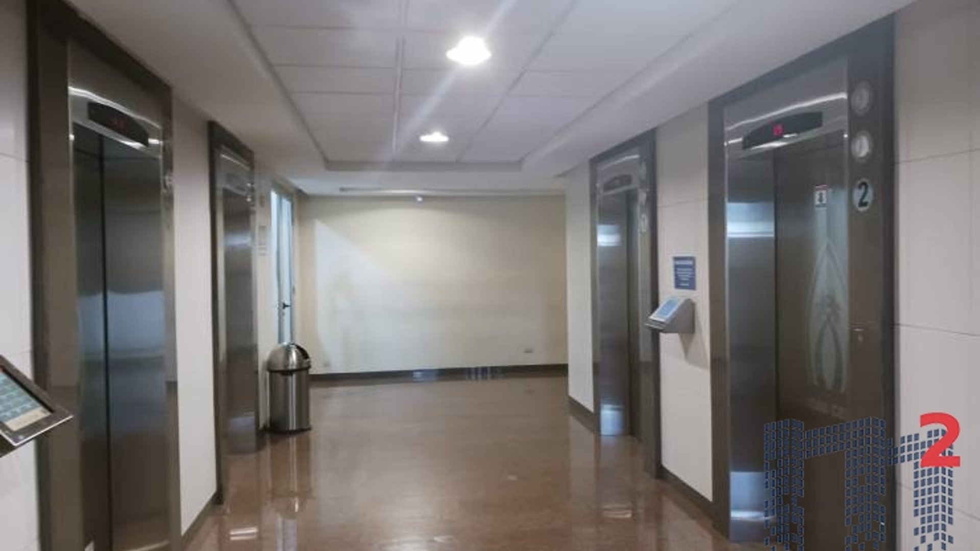 Oficina en Renta, Zona 10 (R9616) - Miniatura 7