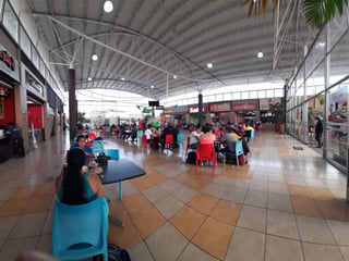 Alquilo Local Area Food Court en Centro Comercial Plaza Villa Nueva - 2