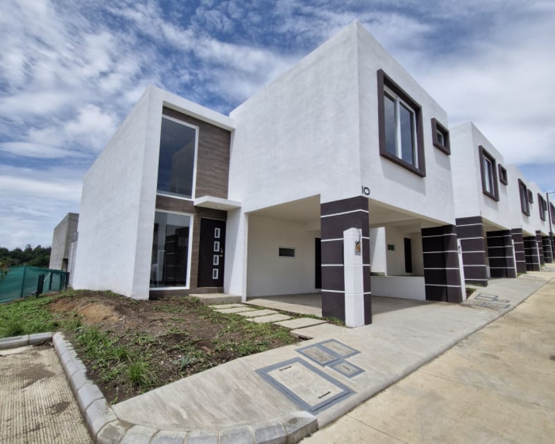 Casa en Venta en Km 18.5 a San José Pinula