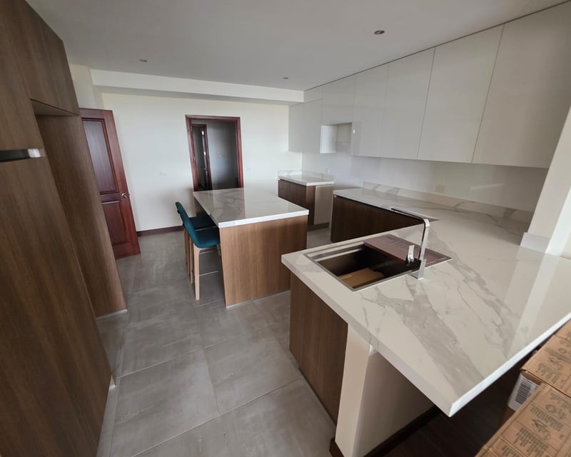 Apartamento de 3 habitaciones con sala familiar en venta Z10 Ref-5308