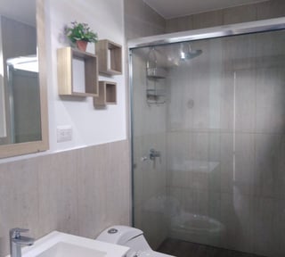Apartamento en venta, en Zona 15