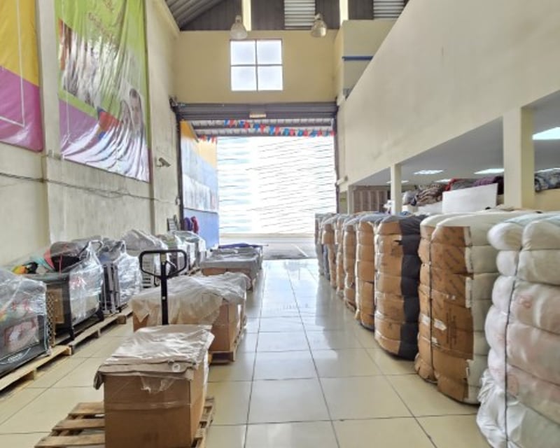 Bodega en Renta Villa Nueva con vocación Comercial