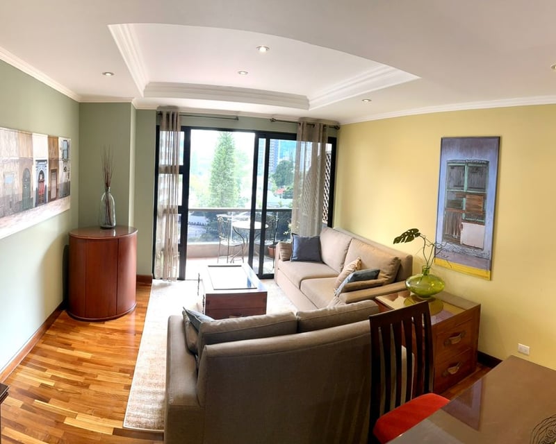 Apartamento amueblado en alquiler, Altos de Santa Clara zona 10