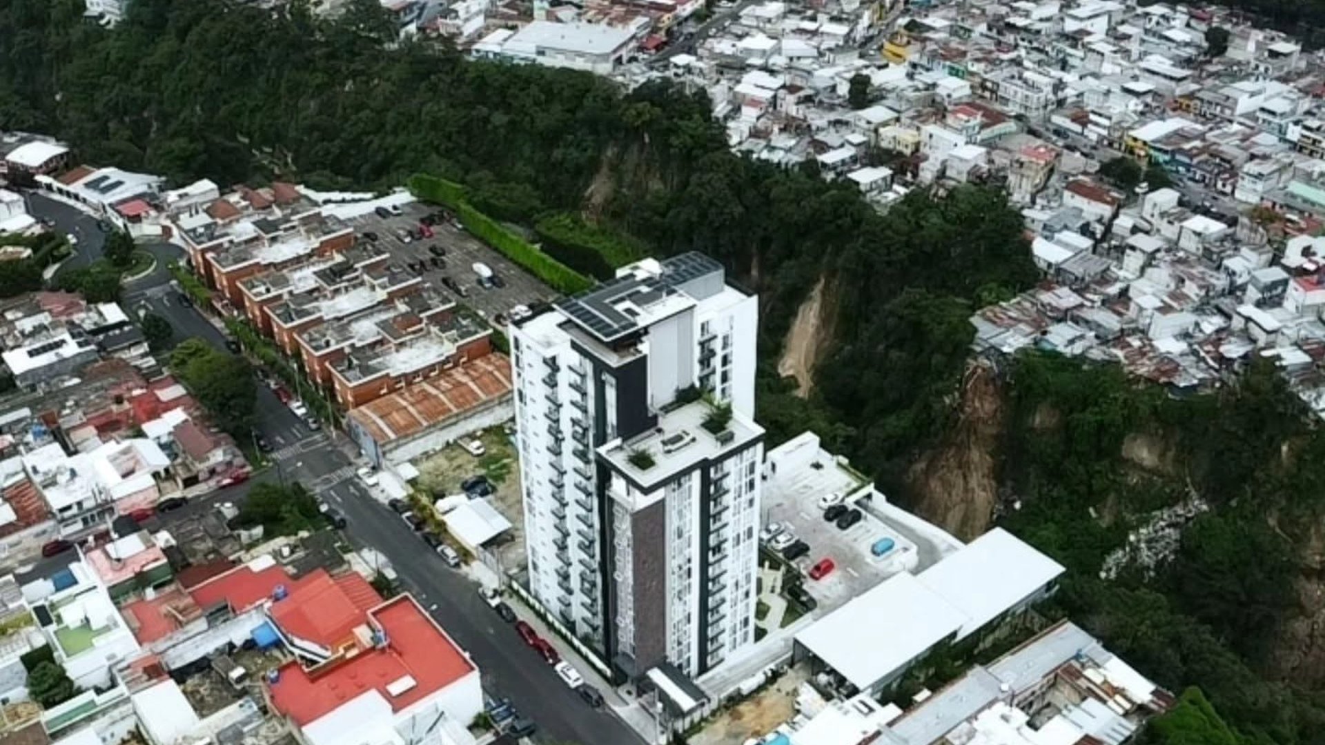 APARTAMENTO EN VENTA EDIFICIO BOSSEN ZONA 2