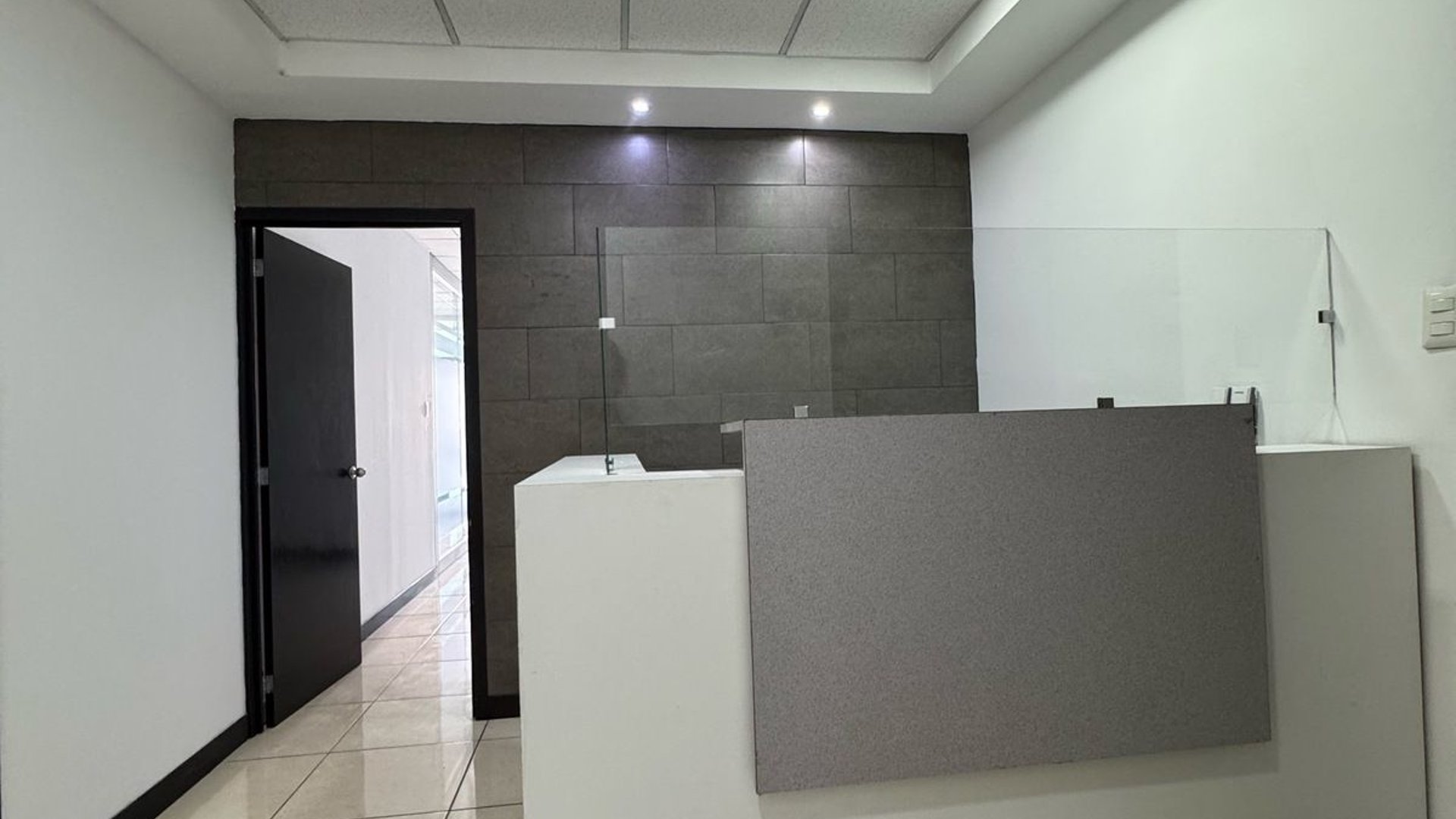 DUBAI CENTER / Oficina en Venta , zona 10